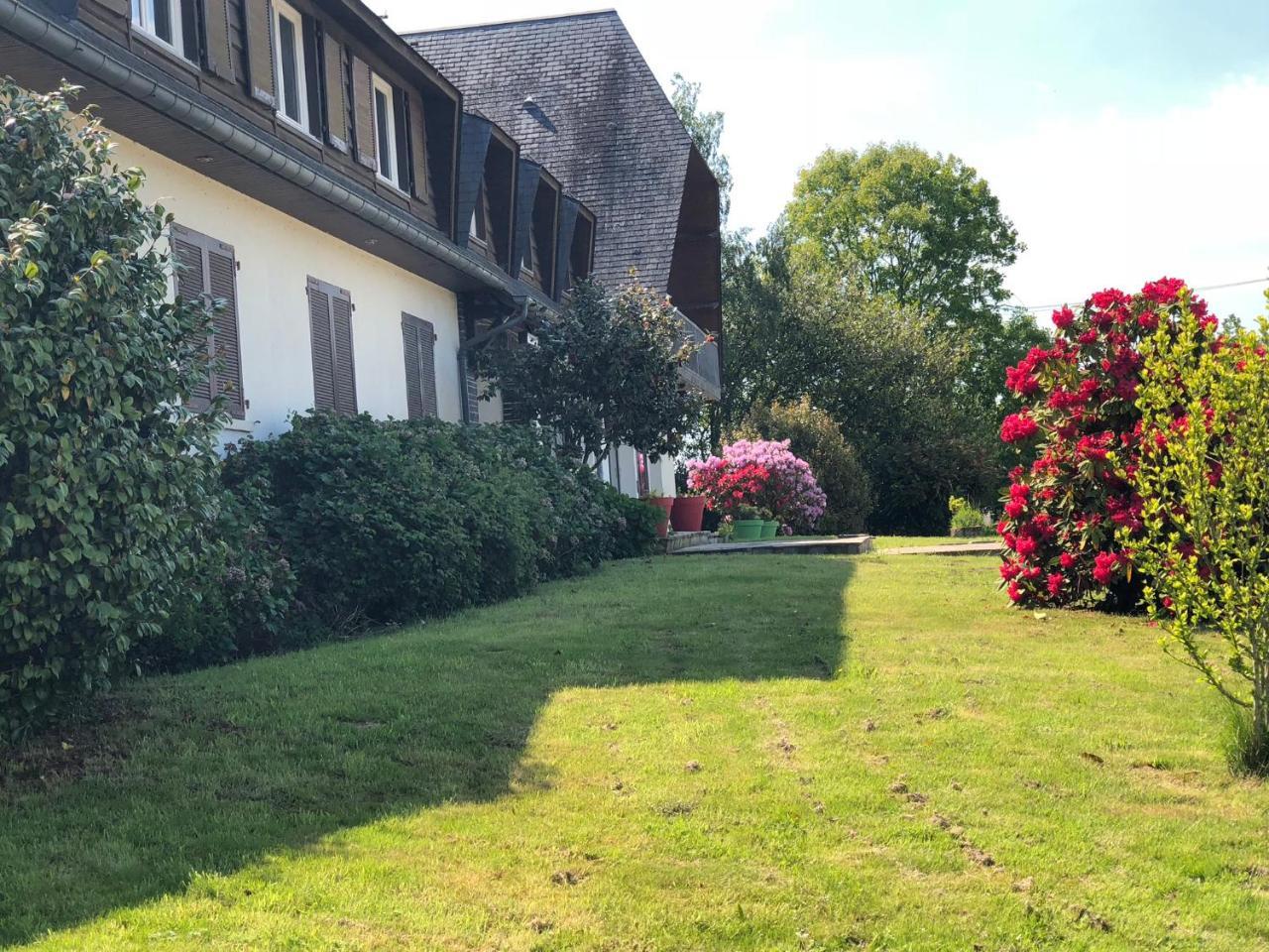 La Cle Des Champs Hotel Le Teilleul Exterior photo